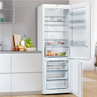Двухкамерный холодильник Bosch KGN49XWEA 8