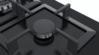 Газовая варочная панель Bosch PPP6A6B20R на 4 конфорки, шириной 59 см, черный 3