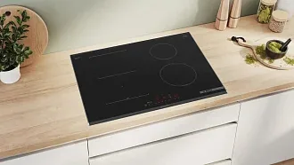 Индукционная варочная панель Bosch PVS775HC1E на 4 конфорки, шириной 71 см, черный 3