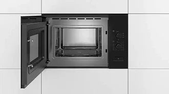 Встраиваемая микроволновая печь Bosch BFL550MB0 3