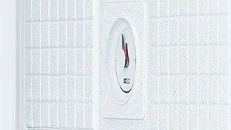 Встраиваемая морозильная камера Bosch GUD 15A50 RU 3