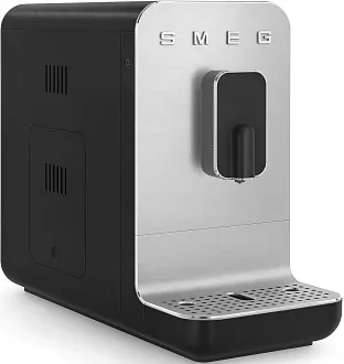 Автоматическая кофемашина Smeg BCC11BLMEU 8